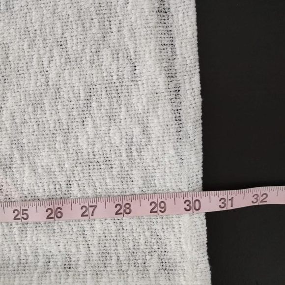 Luna Chic USA Sweater Woman’s Cream Lightweight Knit Leopard Long Sleeves - Picture 7 of 7